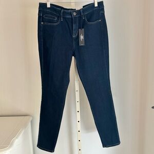 a.n.a. Super Stretch Mid Rise Super Skinny Jeggings in Indigo, 10, NWT Petite